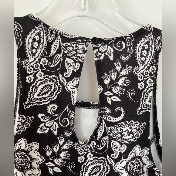 Abercrombie & Fitch Women’s Dress, Size S, Black/White, Sleeveless, Fit & Flare - Picture 4 of 6